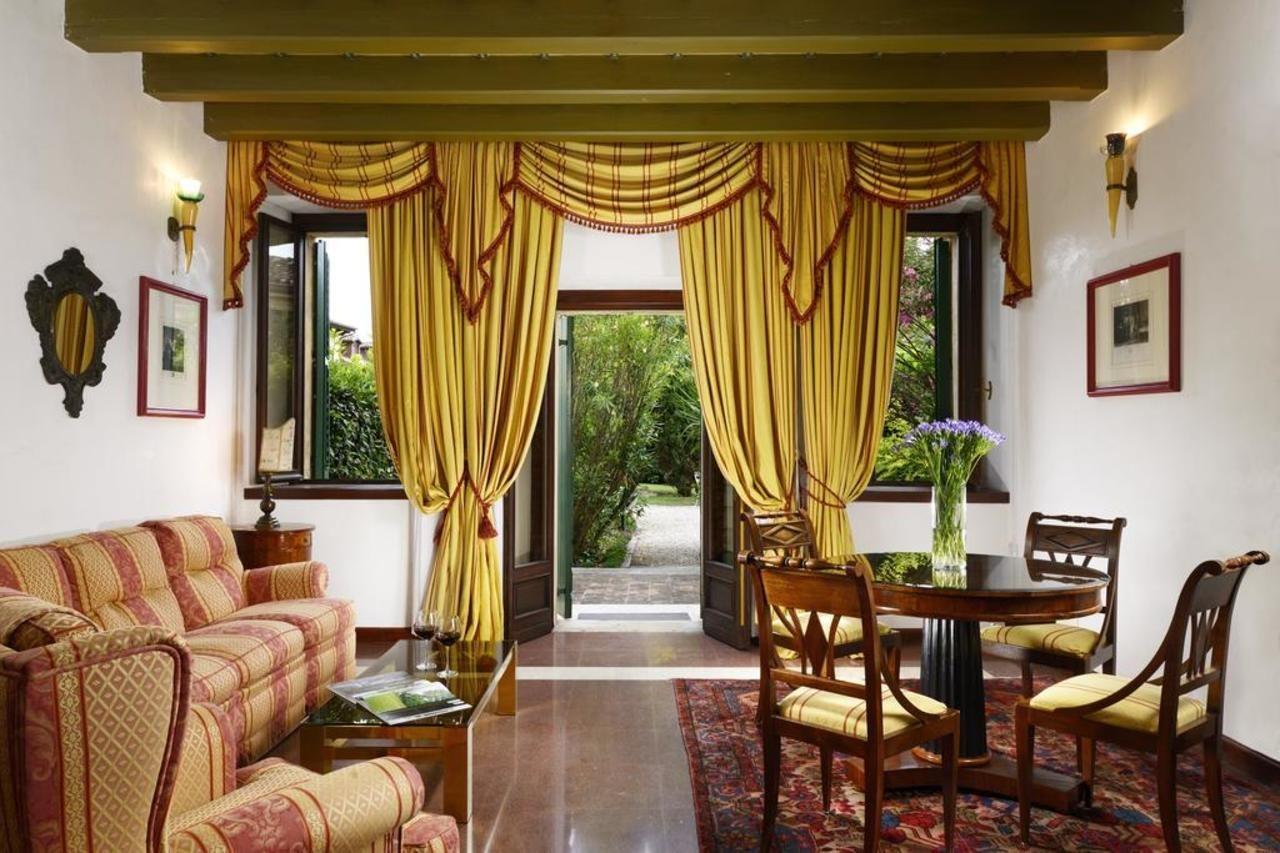 Hotel Villa Del Quar 산피에트로인카리아노 외부 사진